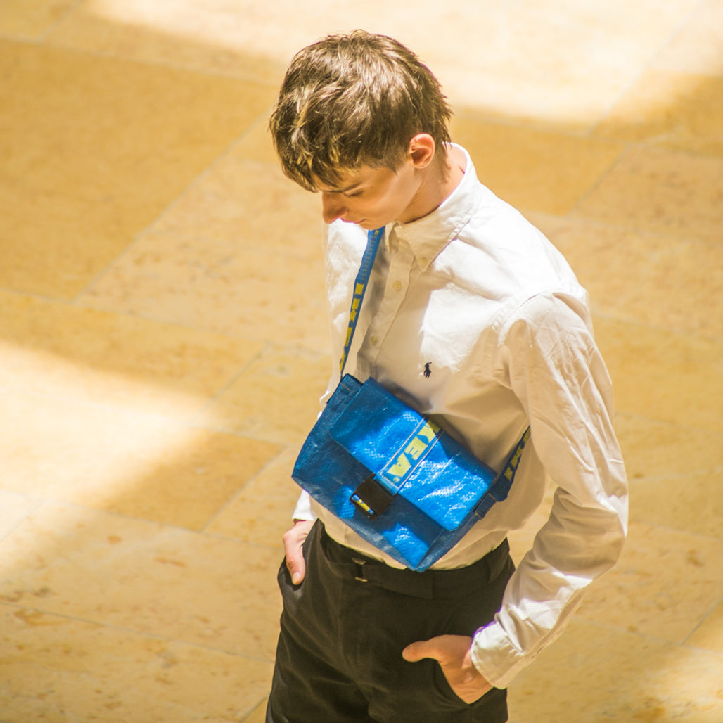 Toson, Tranformed Frakta Shoulder Bag