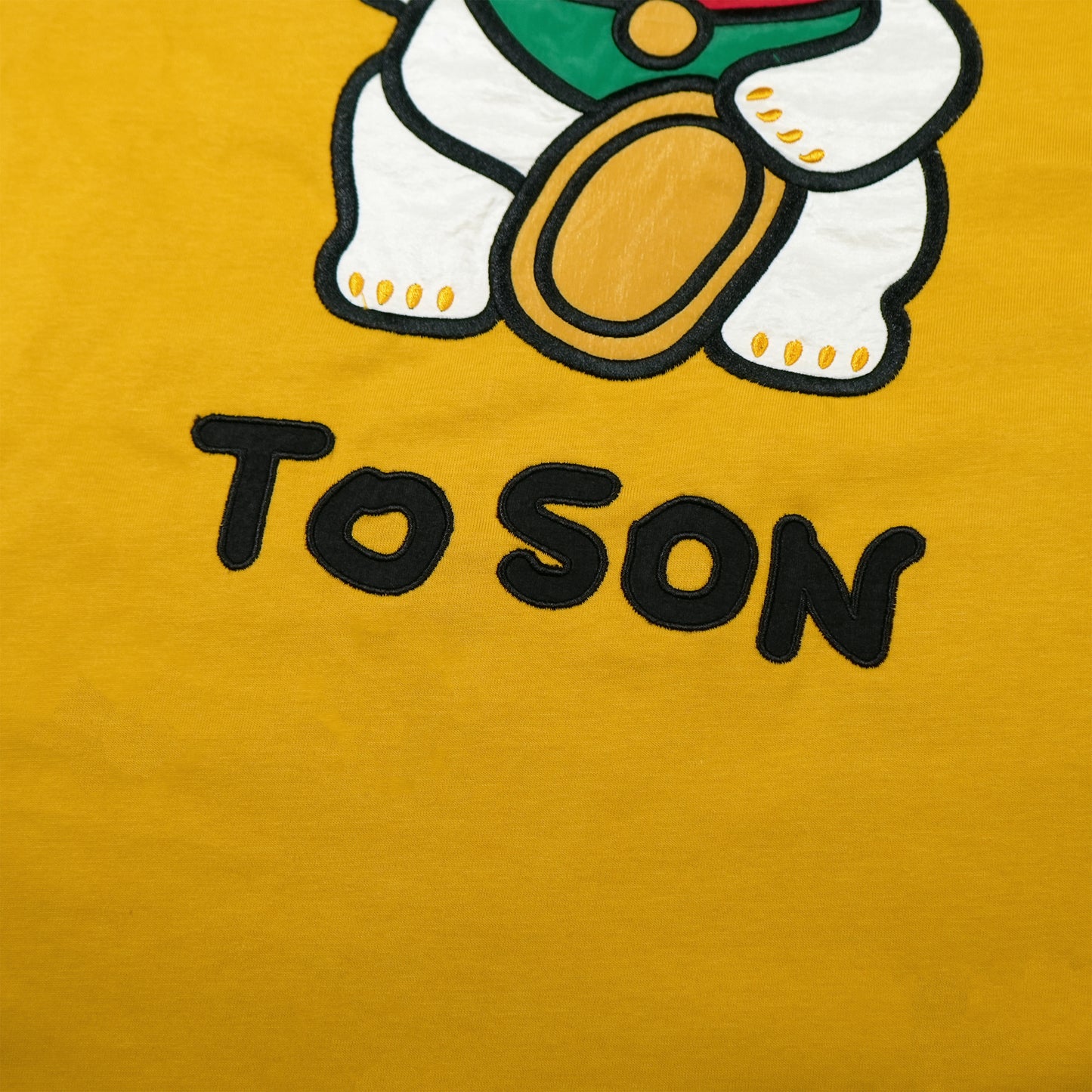 "MANEKI" Neko Patchwork T-shirt - Golden Yellow